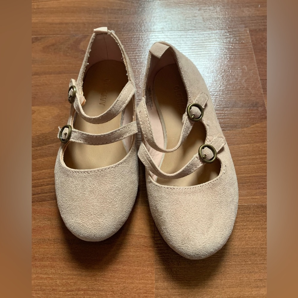 Old navy flats